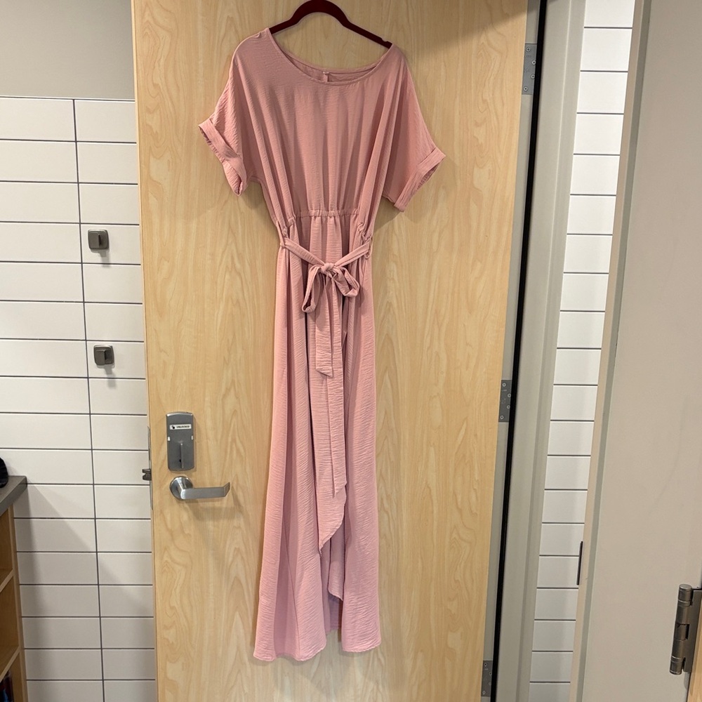 Elegant Pink Women's Dress